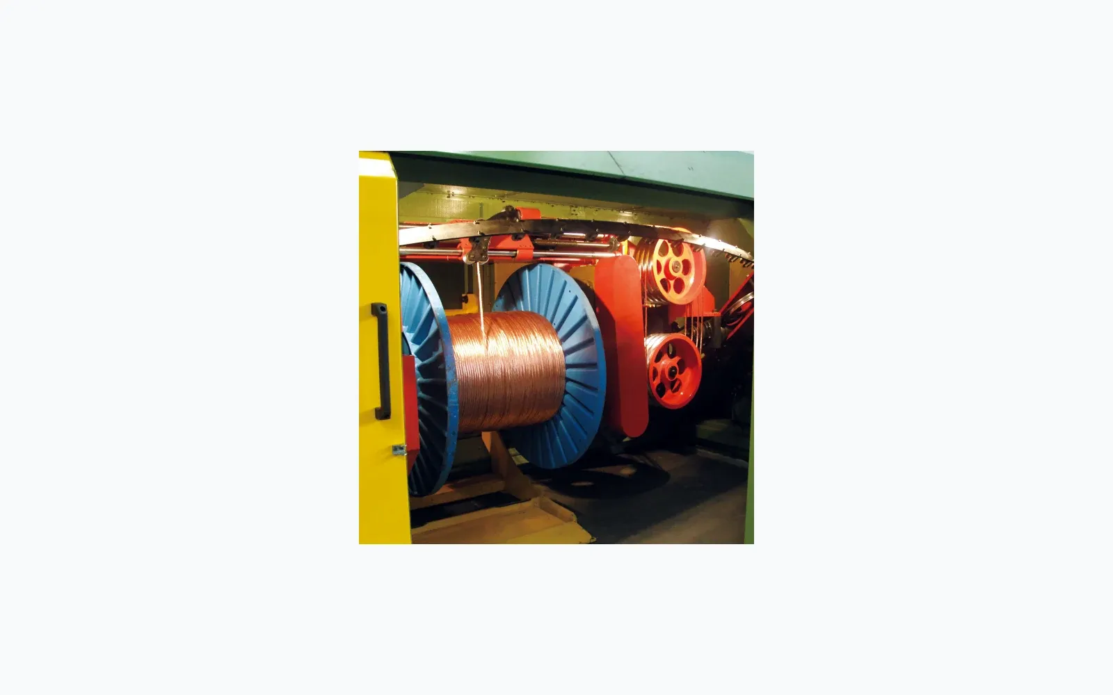 Cable pay-off and take-up unit