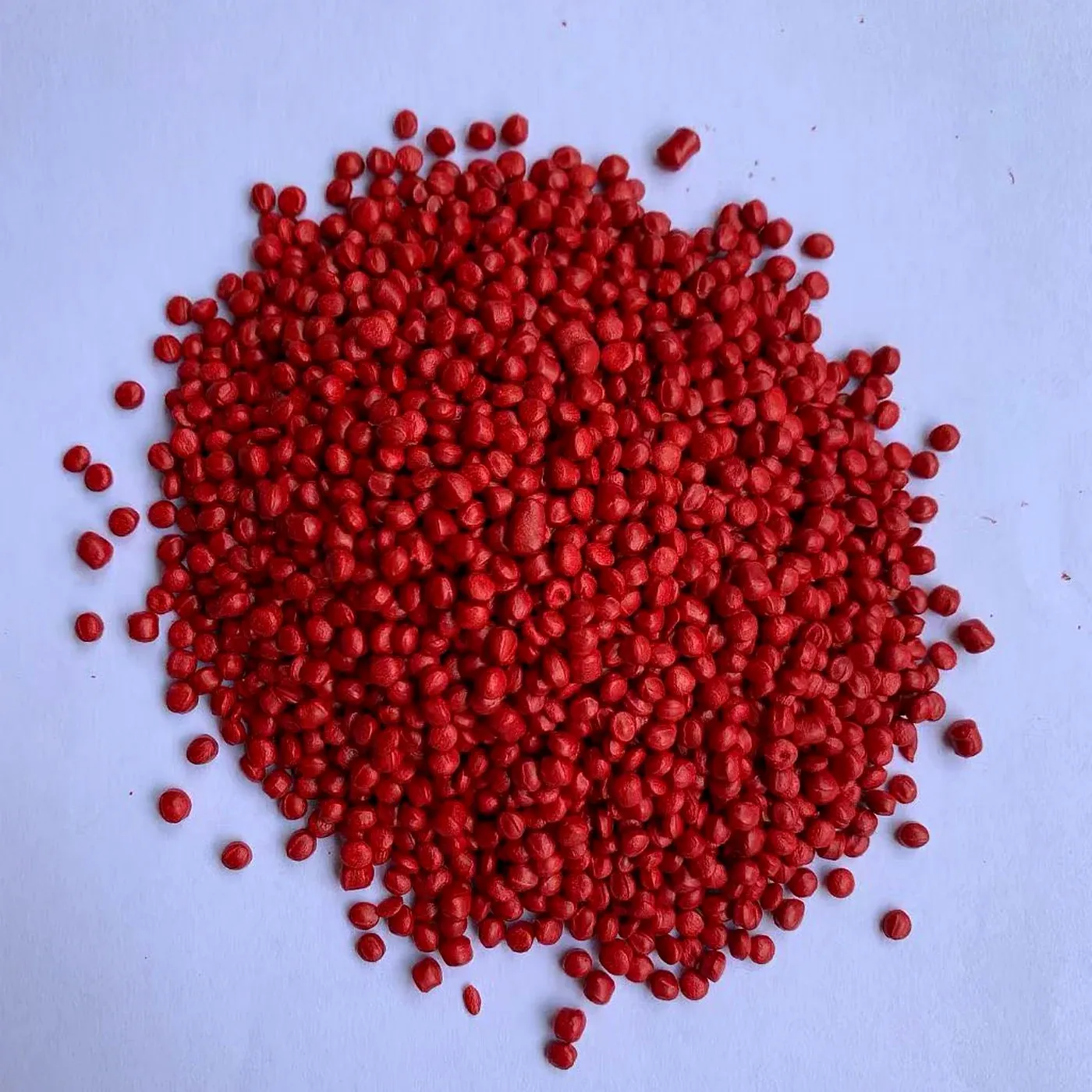 Red-orange HZD2820-G 150 °C high flame-retardant compound pellets